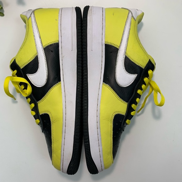 Nike Air Force 1 Men’s Sneaker Black and Gold Yellow Size 11.5 - Picture 5 of 14